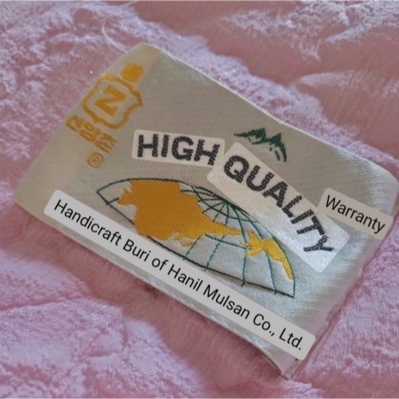 Pink Embroidered Strawberry Full Size Bedspread - Picture 7 of 7